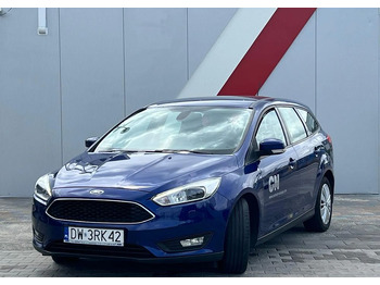 Autó FORD