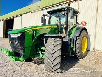 Traktor JOHN DEERE 8R Series