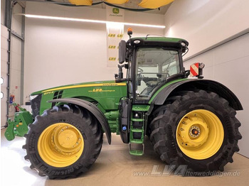 John Deere 8370R E23 PowerShift lízing John Deere 8370R E23 PowerShift: 3 kép.