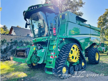 Kombájn JOHN DEERE S780