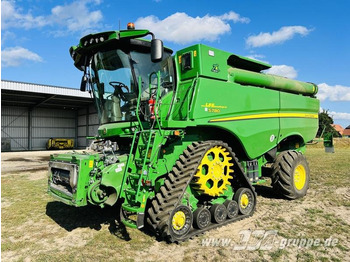 Kombájn JOHN DEERE S780