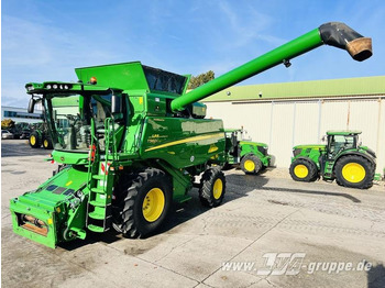 Kombájn JOHN DEERE T560
