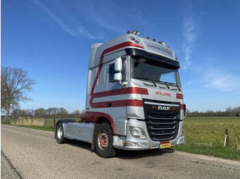 Nyergesvontató DAF XF 106 460