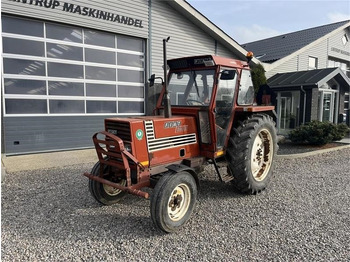 Traktor Fiat 680 Med sjælden få timer.: 3 kép.