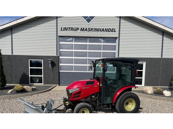 Kommunális traktor YANMAR