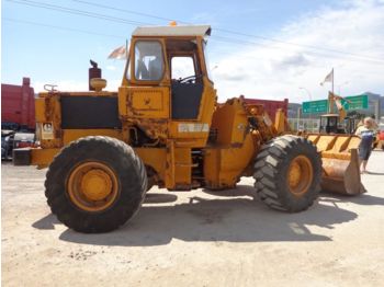 Gumikerekes homlokrakodó Caterpillar CAT 930: 1 kép.