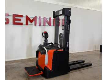 Emelőtargoncá TOYOTA