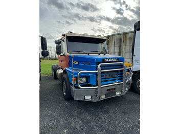 Nyergesvontató SCANIA T143