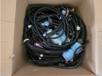 Kábel/ Kábelkorbácso CASE