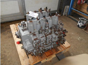 Hidraulikus szelep - Építőipari gépek Hitachi 4632973: 5 kép.