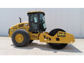 Talajtömörítő CATERPILLAR