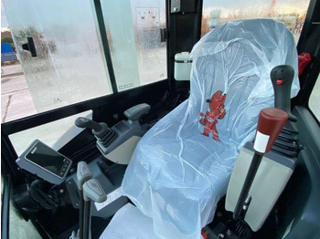 Minikotró Sany SY26U: 5 kép. Minikotró Sany SY26U: 5 kép.