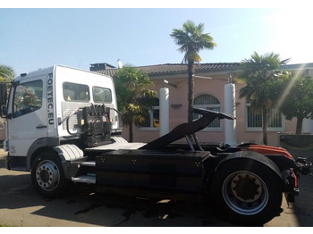 Teherautó MERCEDES-BENZ