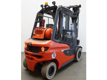 Gázüzemű targonca Linde H 30 T 1202: 2 kép.