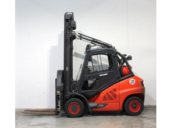 Gázüzemű targonca Linde H 40 T EVO 394-02: 4 kép.