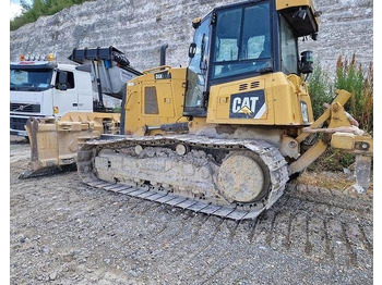 Buldózer CATERPILLAR D6