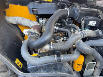 Teleszkópos rakodó JCB 533-105: 5 kép.