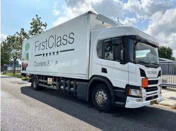 Dobozos felépítményű teherautó SCANIA P 280
