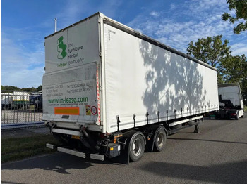 Félpótkocsi dobozos Verem 2 axle trailer combi Closed Box and curtain slider MOT 01-2026: 4 kép. Félpótkocsi dobozos Verem 2 axle trailer combi Closed Box and curtain slider MOT 01-2026: 4 kép.