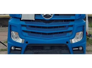 Karosszéria és külső