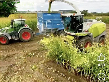 Önjáró szecskázógép CLAAS Jaguar 870