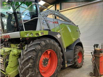 Önjáró szecskázógép CLAAS Jaguar 960