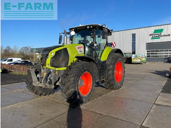 Traktor CLAAS Axion 810