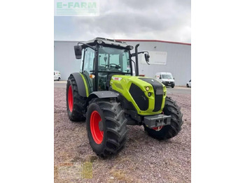 Traktor CLAAS axos 240 advanced: 2 kép.