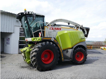 Önjáró szecskázógép CLAAS Jaguar 930