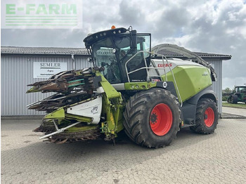Önjáró szecskázógép CLAAS Jaguar 950