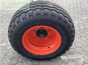 Szénaforgató CLAAS liner 2800: 4 kép.
