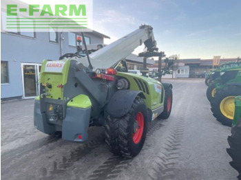 Teleszkópos rakodó CLAAS scorpion 9055: 3 kép.