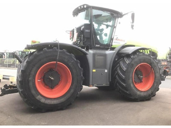 Traktor CLAAS xerion 5000 trac: 4 kép. Traktor CLAAS xerion 5000 trac: 4 kép.