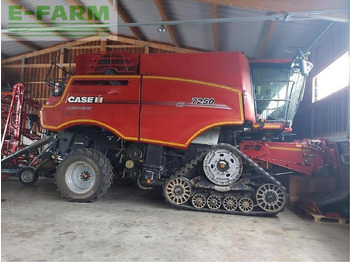 Kombájn CASE IH Axial-Flow