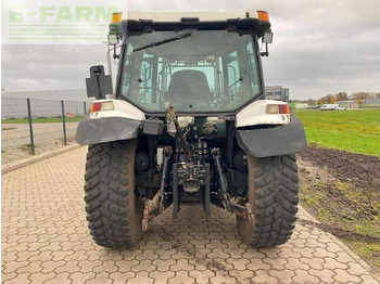 Traktor Case-IH jx 1090u: 5 kép. Traktor Case-IH jx 1090u: 5 kép.