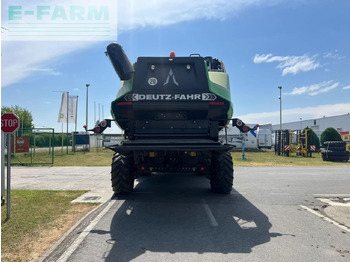 Kombájn Deutz-Fahr C9206 TS: 5 kép. Kombájn Deutz-Fahr C9206 TS: 5 kép.