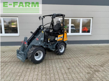 Gumikerekes homlokrakodó GIANT