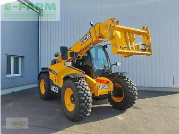 Teleszkópos rakodó JCB