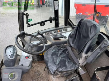 Minikotró JCB tm 220 agri tele: 5 kép.