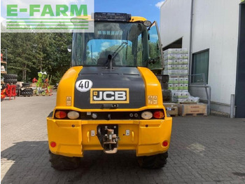 Minikotró JCB tm220t4a: 5 kép.