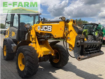 Minikotró JCB tm220t4a: 3 kép.