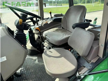Traktor John Deere 5115m: 5 kép.