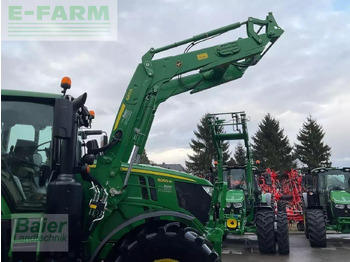 Traktor John Deere 6250r: 5 kép.