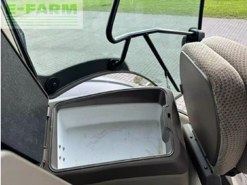 Traktor John Deere 6r 250: 5 kép. Traktor John Deere 6r 250: 5 kép.