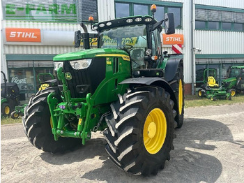 Traktor JOHN DEERE 6R 215