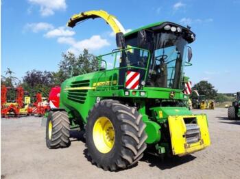 Önjáró szecskázógép JOHN DEERE 7350