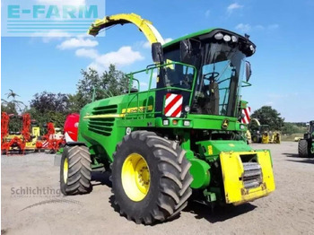 Önjáró szecskázógép JOHN DEERE 7350