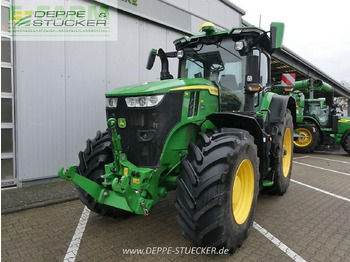 Traktor John Deere 7r 310: 2 kép.