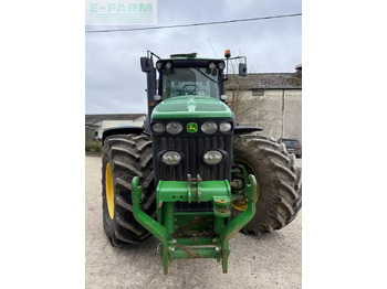 Traktor John Deere 8230: 2 kép.