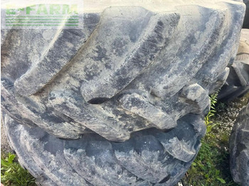 Traktor John Deere 8345r: 5 kép.